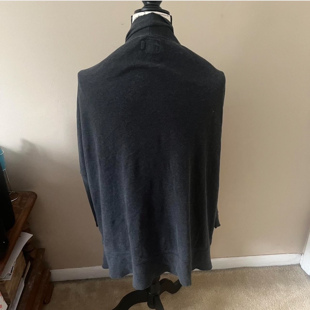‼️VGUC: Pact Organic Grey Cardigan Sweater - S/M - Picture 4 of 7